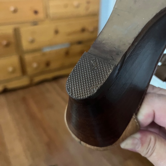 Tony Burch sandal - Picture 5 of 7